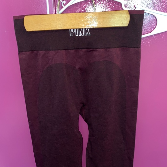 Workout Leggings with Butt Shaping - Picture 1 of 3